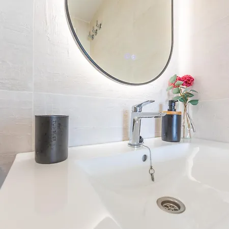 Apartment Stunning Views, Terrace, Pool, Wifi & Near Centre Tarifa