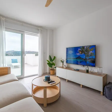 Stunning Views, Terrace, Pool, Wifi & Near Centre * Tarifa